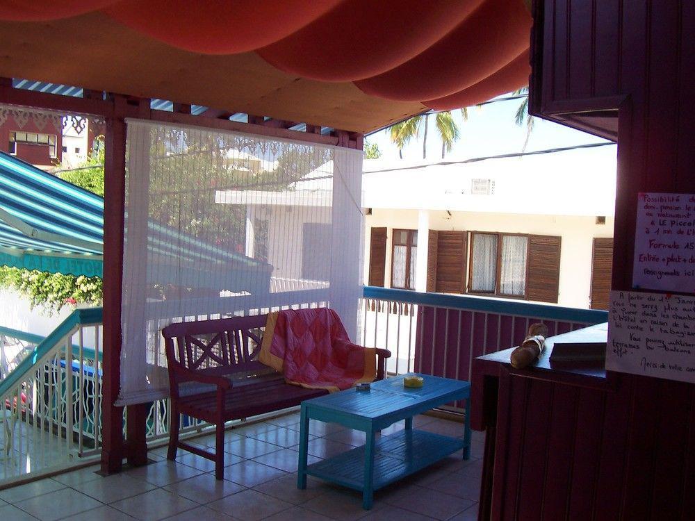 Hotel De La Plage Saint-Gilles-les Bains Exteriér fotografie